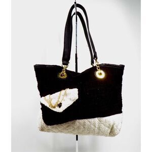 Betsey Johnson Trendy Shopper Tote Black White Quilted Bag Heart Pocket Gold